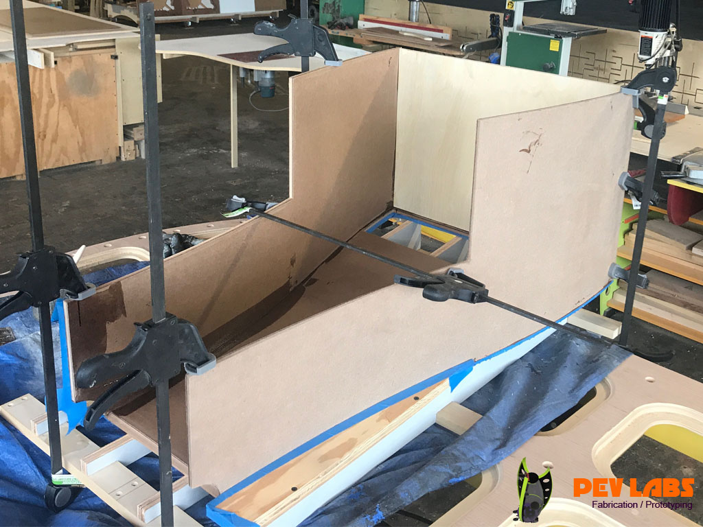 Kiosk Attaching Side Panels